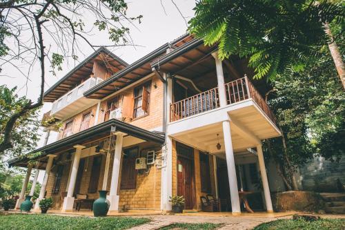 Villa Surf & Yoga Mirissa