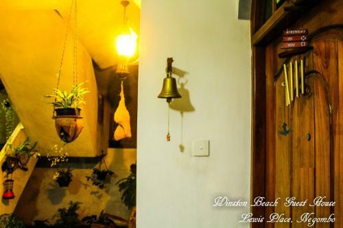 Hostal Winston Dutch Canal Villa Guest House