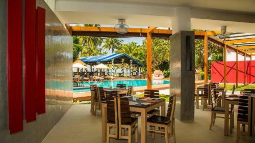 Camelot Beach Hotel