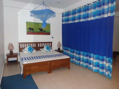 Hostal Blue Elephant Tourist Guesthouse