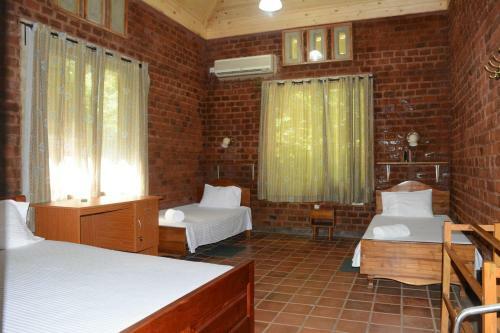 Hostal Primate Centre
