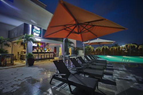 Limketkai Luxe Hotel