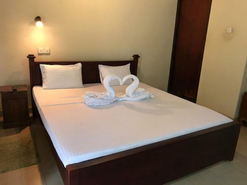 Hotel Inamaluwa Inn