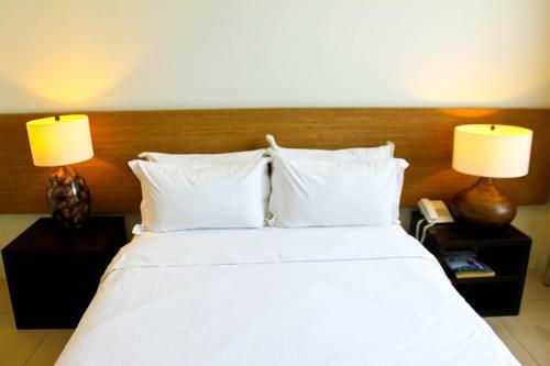 Hotel Azia Suites And Residences