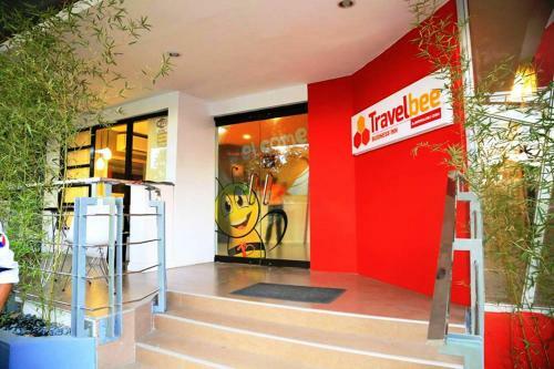 Hotel Travelbee Business Inn