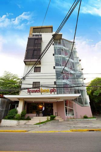 Hotel Travelbee Business Inn