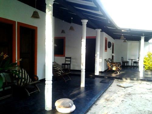 Hotel Shehani Beach Bungalow