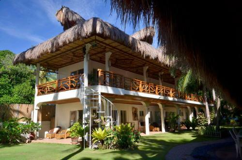 Hotel Mike's Dauin Dive Resort
