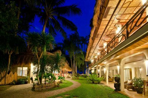 Hotel Mike's Dauin Dive Resort