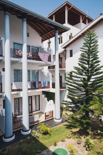 Yoho Hotel Neptune Bay