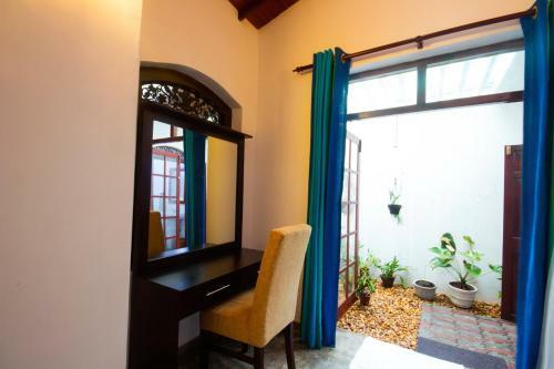 Hamilton Beach Villa