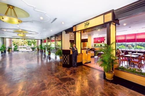 Crystal Crown Hotel Harbour View, Port Klang