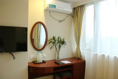 Greentree Inn Hebei Handan Railway Station Express Hotel