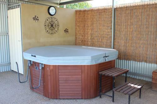 Bed & Breakfast Elinike Guest Cottages