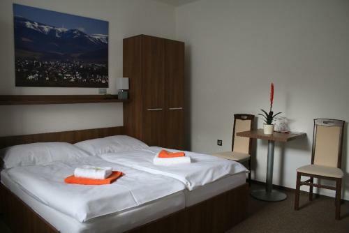 Hotel Pod Radnic�