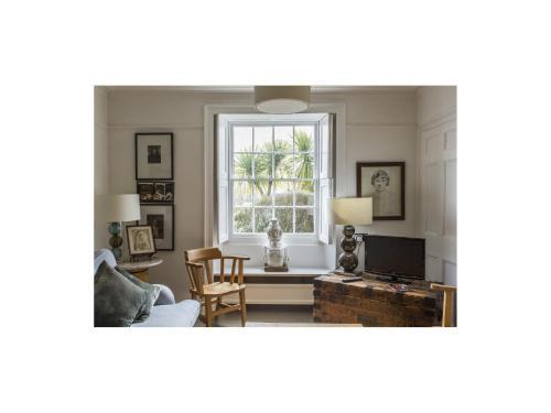 Villa Antonia's Pearls