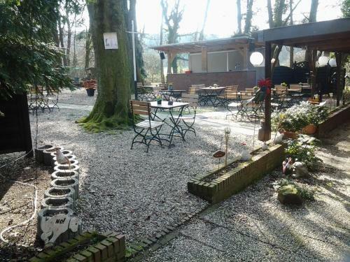 Hotel Restaurant Yamas Im Haus Waldesruh