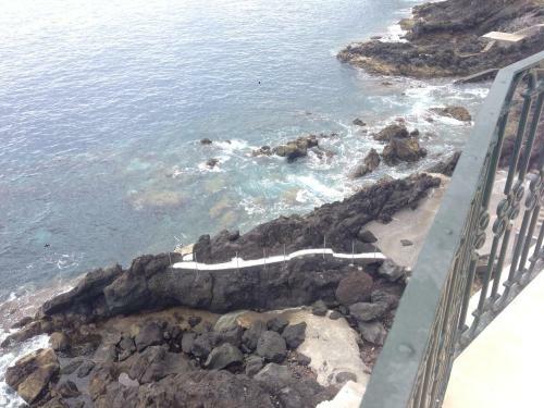 Salt Water Villa - Sea Water Pool - Private Sea Access