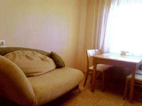 Apartment On Konnoplyannikovoy 21