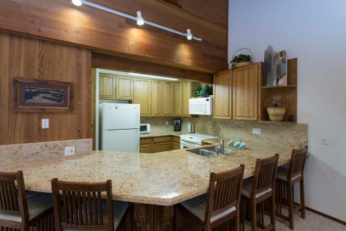 Lodge Mammoth Golf Properties By 101 Great Escapes