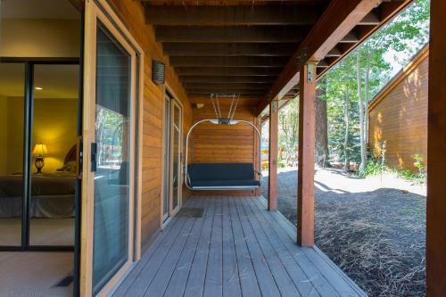 Lodge Mammoth Golf Properties By 101 Great Escapes