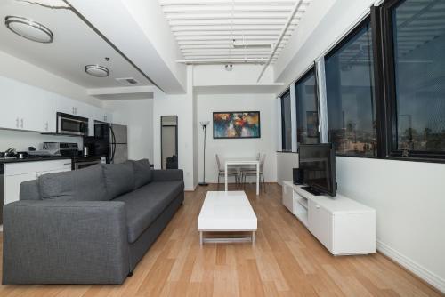 Apartamentos Hollywood Angelina