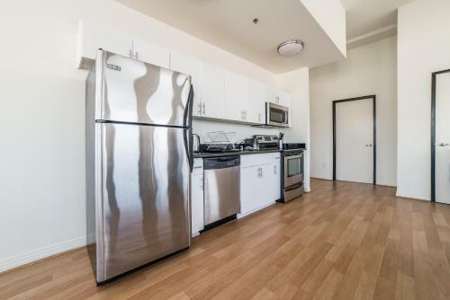 California Adventure Apartment