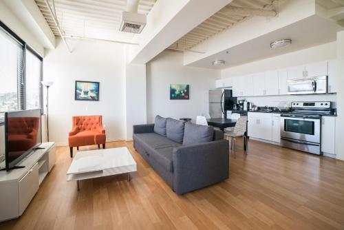 Apartamentos California Tower