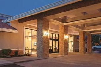 Hotel La Quinta Inn & Suites Pomona - Cal Poly.