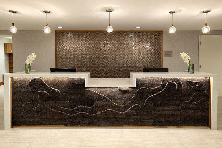 The Redondo Beach Hotel