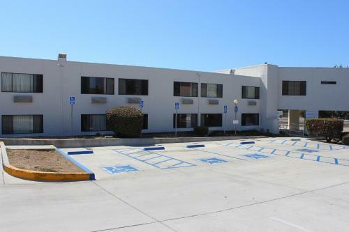 Motel 6 San Simeon - Hearst Castle Area