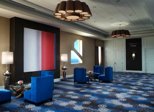 Hotel Le Meridien Delfina Santa Monica