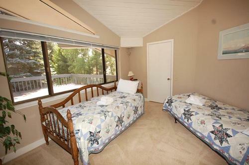 Beach Drive Holiday Home