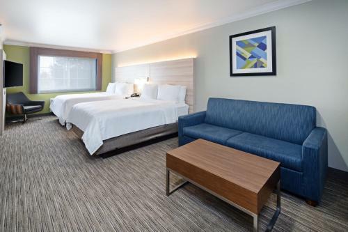 Holiday Inn Express Hotel & Suites Watsonville