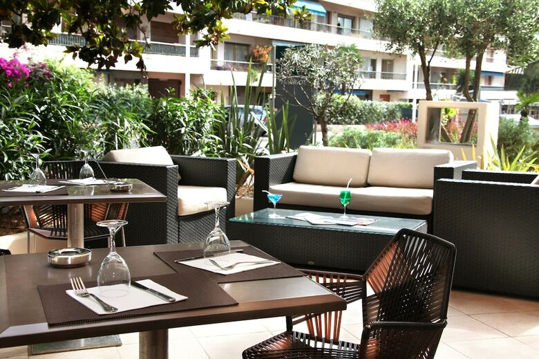AC Hotel Ambassadeur Antibes - Juan Les Pins