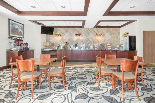 Hotel Ramada Denver International Airport