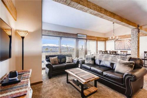 Apartamentos Goldpoint By Peak Property Management