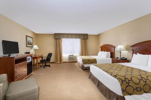 Hotel Clarion Inn Fort Morgan