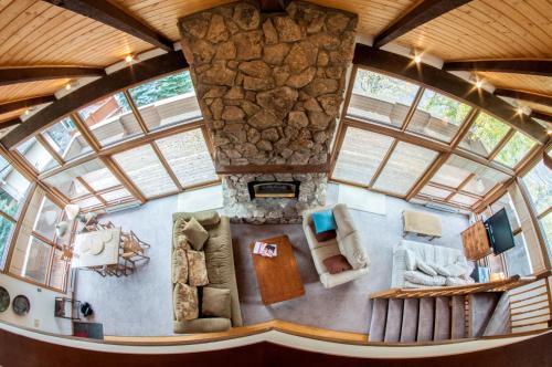 Chamonix Home 665