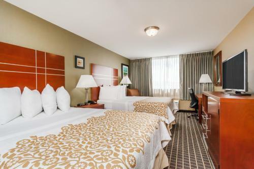 Hotel Days Inn Bradley Airport