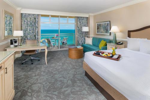 Hotel The Shores Resort & Spa