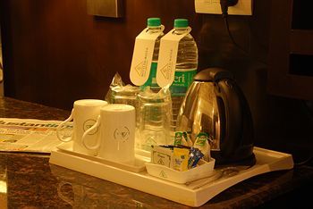 Shanti Palace Hotel