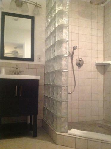 Hostal Coral Reef Guesthouse