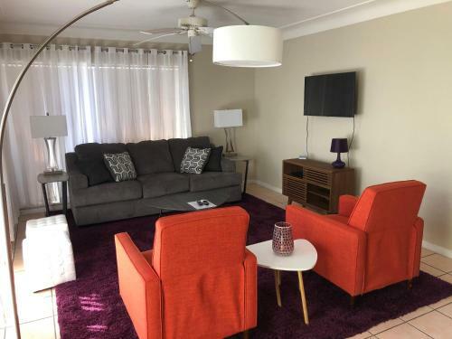 Hotel Cheston House - A Gay Resort