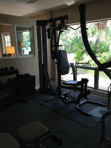 Hotel Cheston House - A Gay Resort