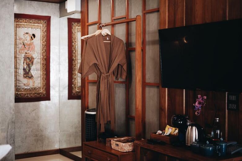 Hotel Buri Gallery House And Resort