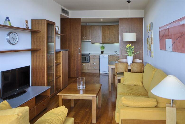 Hotel Arrahona