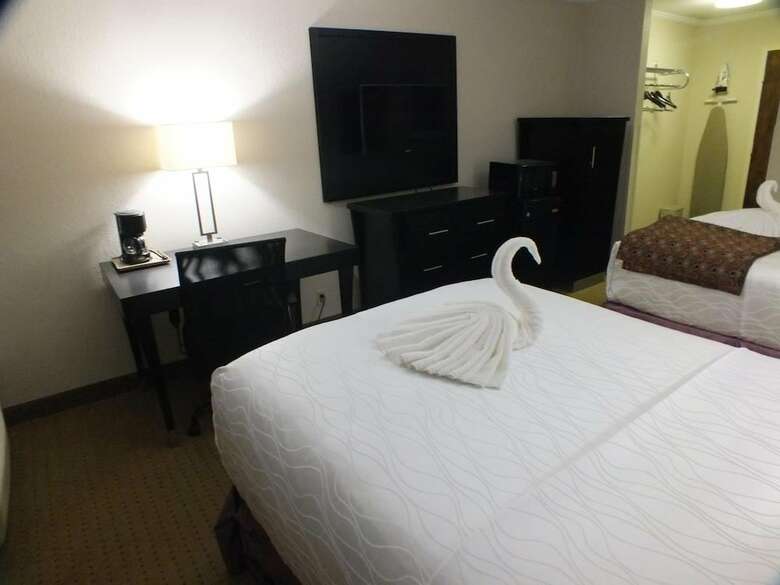 Hotel Ramada Airport Conference Center