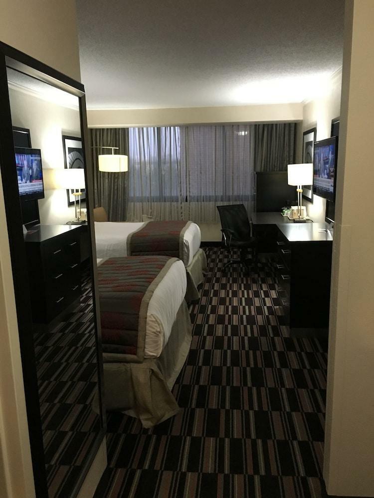 Hotel Ramada Airport Conference Center