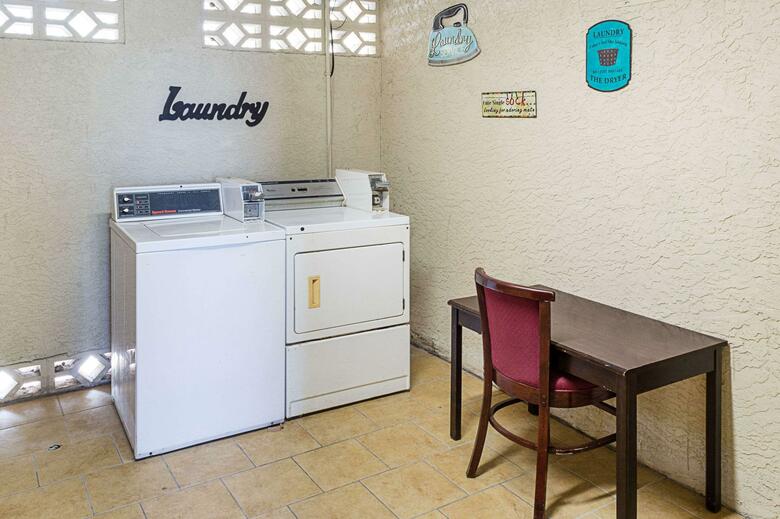 Motel Rodeway Inn Panama City